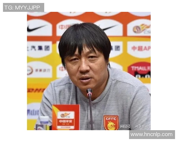 埃因霍温与阿尔克马尔激战正酣谁能在这场对决中笑到最后 埃因霍温与阿尔克马尔激战正酣谁能在这场对决中笑到最后